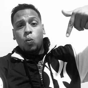 Meet your Posher, Julio